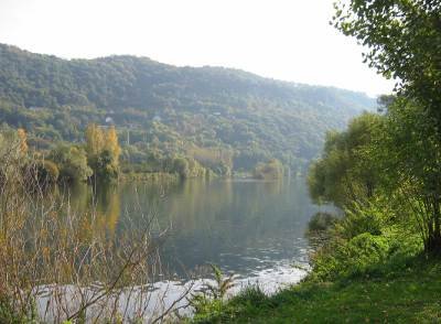 Doubs valley, near Besan�on